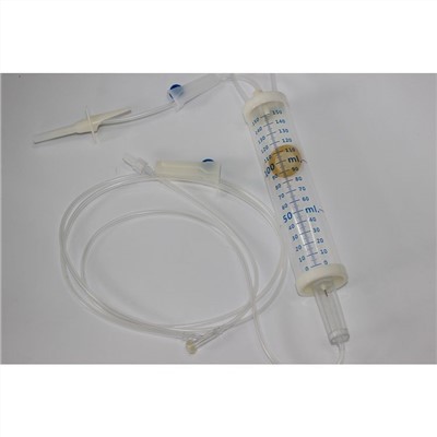 Conjunto de infusão descartável com bureta